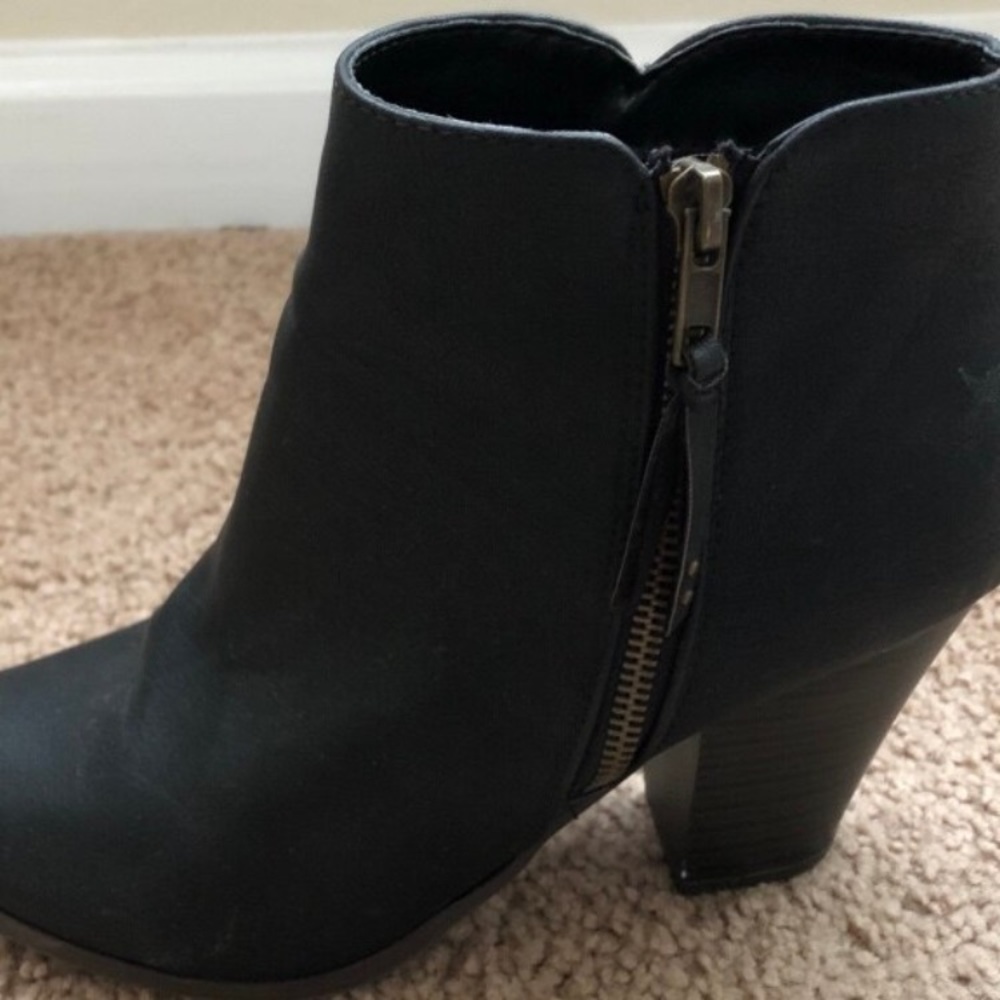 Black boots